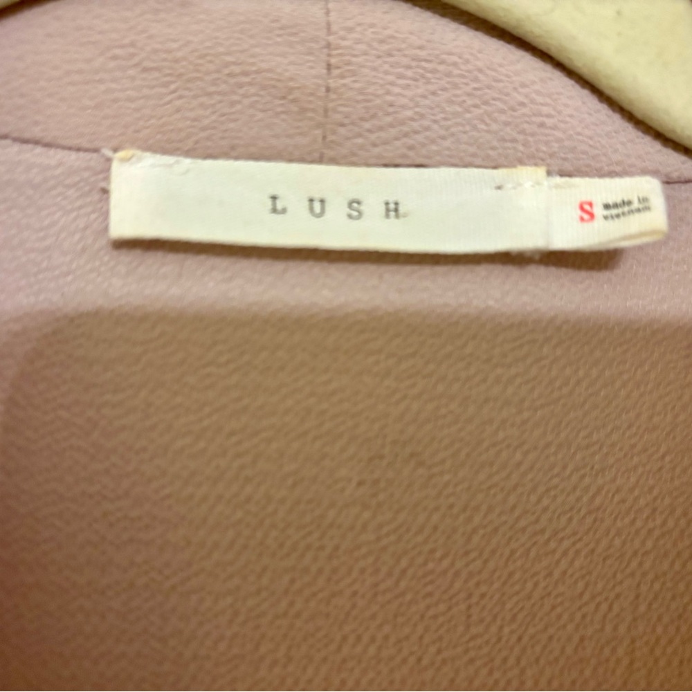 Pink blouse - Picture 2 of 2